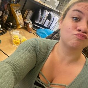 Meet your Posher, Natasha